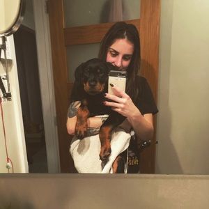 Meet your Posher, Caroline